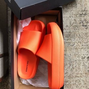 As seen on Hayley Beiber! Kenneth cole neon slides